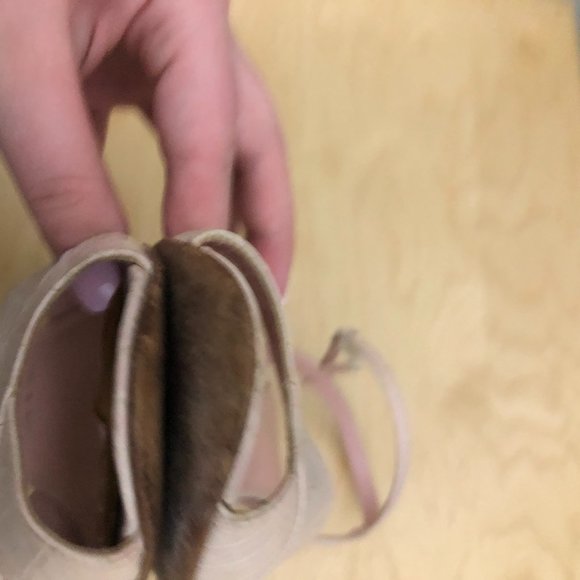 Italian AMALFI Leather Ankle Wrap Heels - Picture 5 of 11